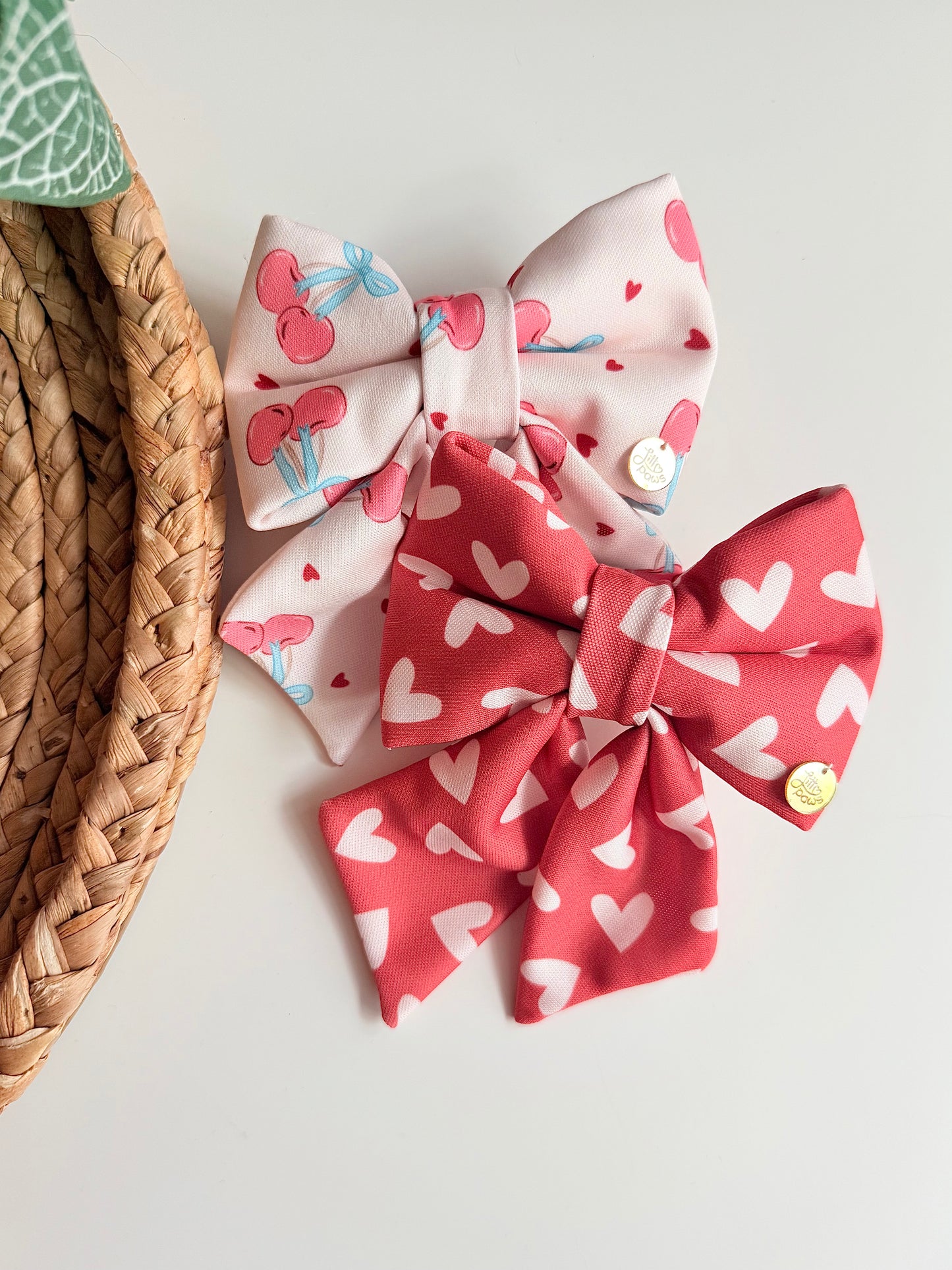 Classic Red & White Hearts Pet Bow