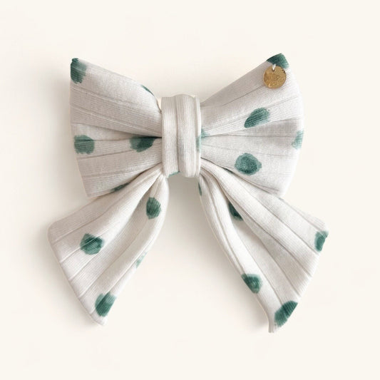 White and Green Polka Dot Knit Pet Bow